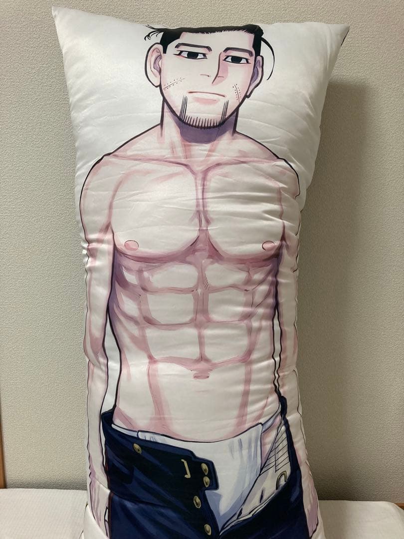 ゴールデンカムイ／尾形百之助 抱き枕 JUMPショップ限定［完全受注生産