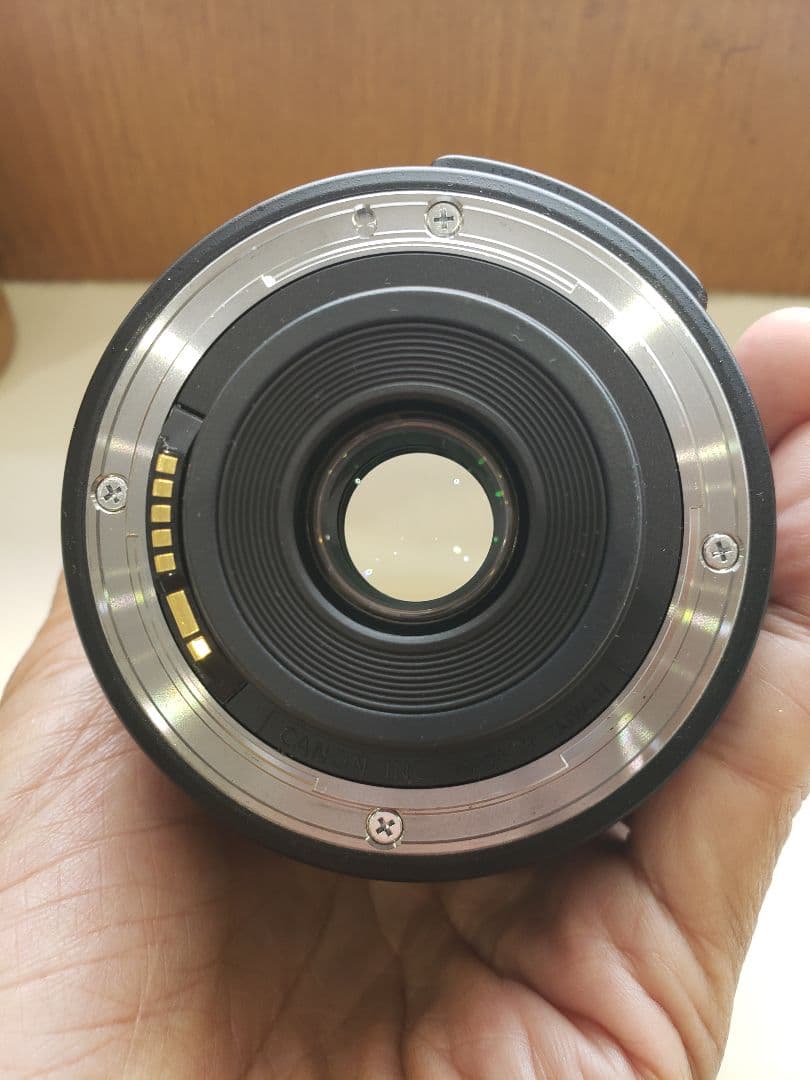 【中古 美品】 EF-S 18-135mm F3.5-5.6 IS STM