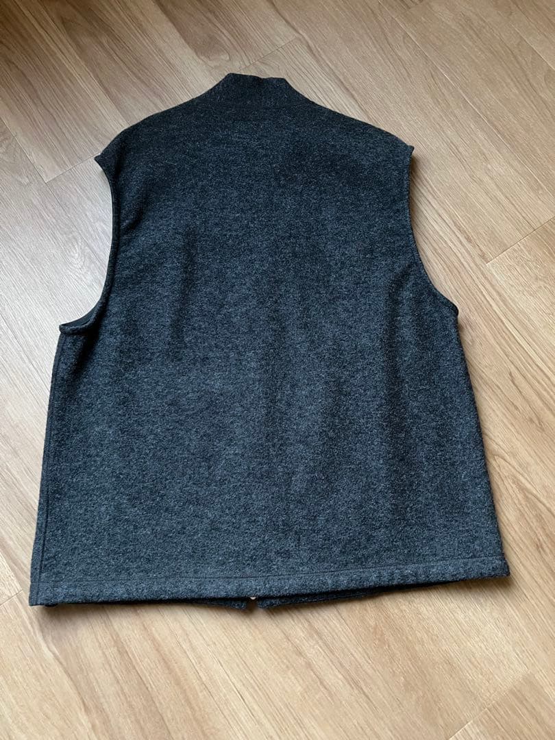 STILL BY HAND ウールパイルフリースベスト チャコール 48