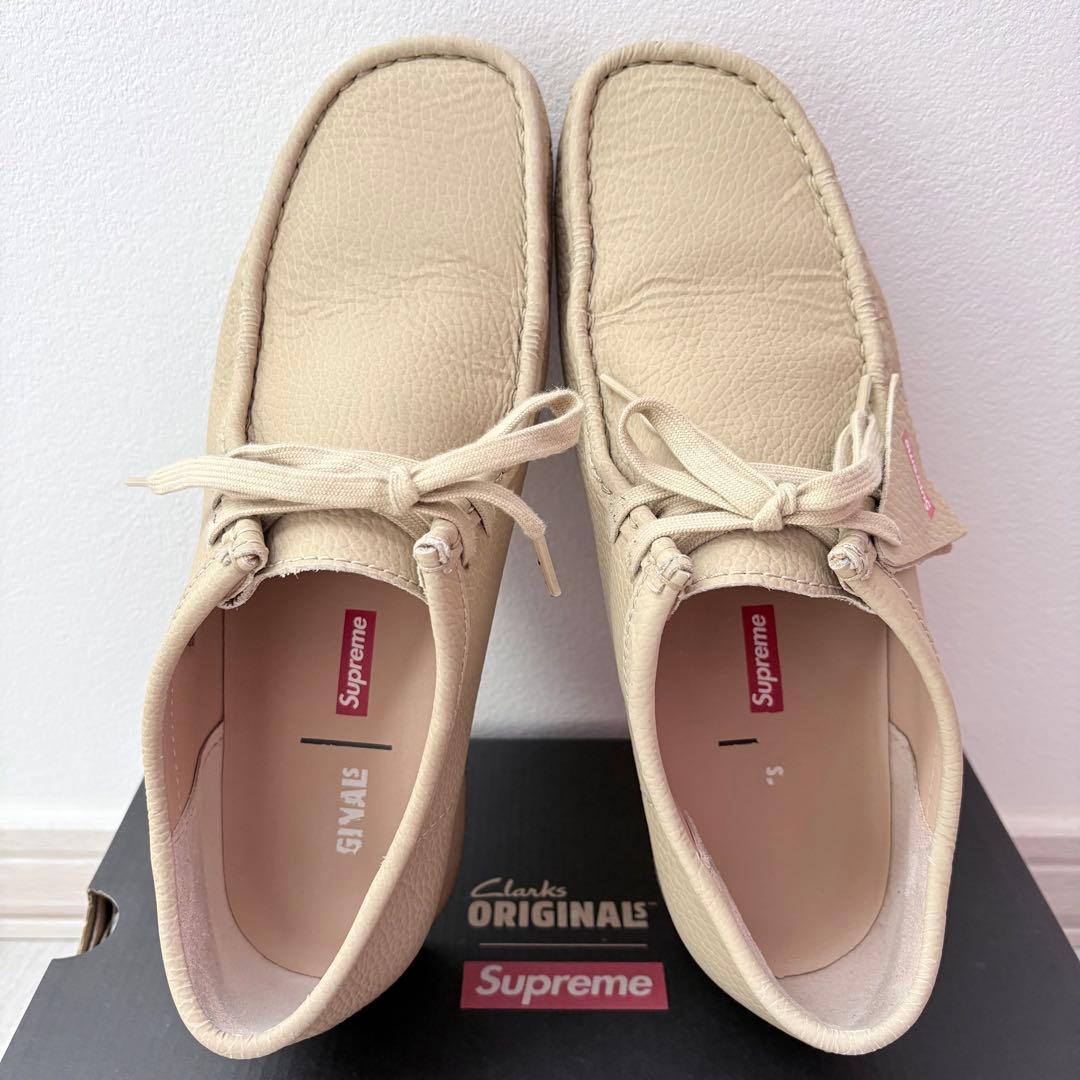 Supreme Clarks Reflective Wallabee ナチュラル - メルカリ