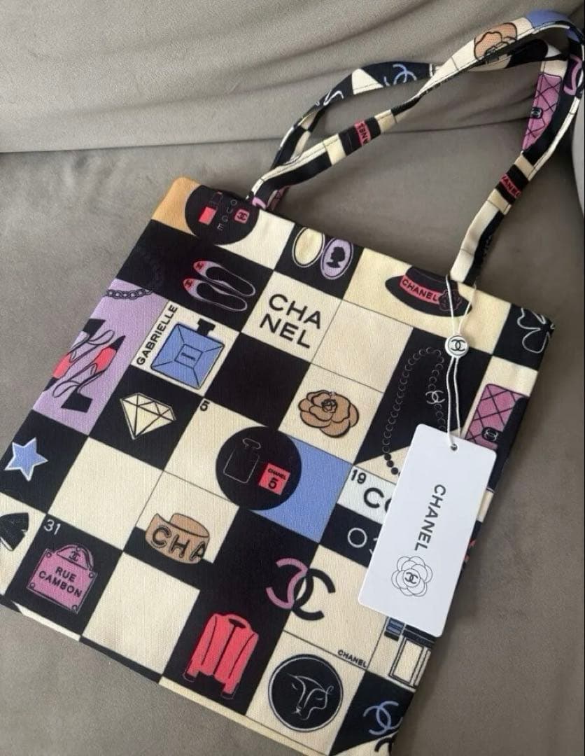 シャネル CHANELトートバッグ ノベルティ - メルカリ