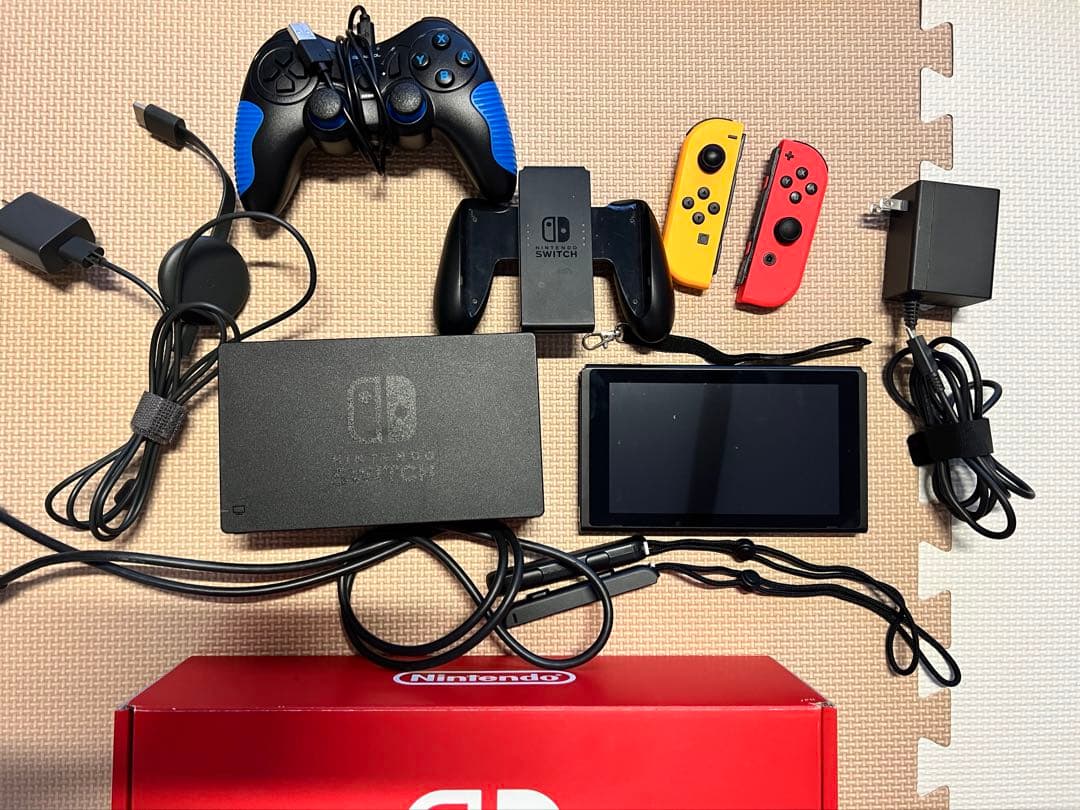 Nintendo Switch 本体 赤・黄 Joy-Con Nintendo Switch 本体 赤/黄 Joy-Con付き - メルカリ