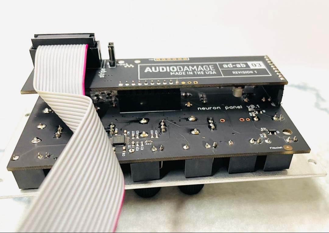 生産終了品 Audio Damage ADM12 Neuron 稼動品 シンセ