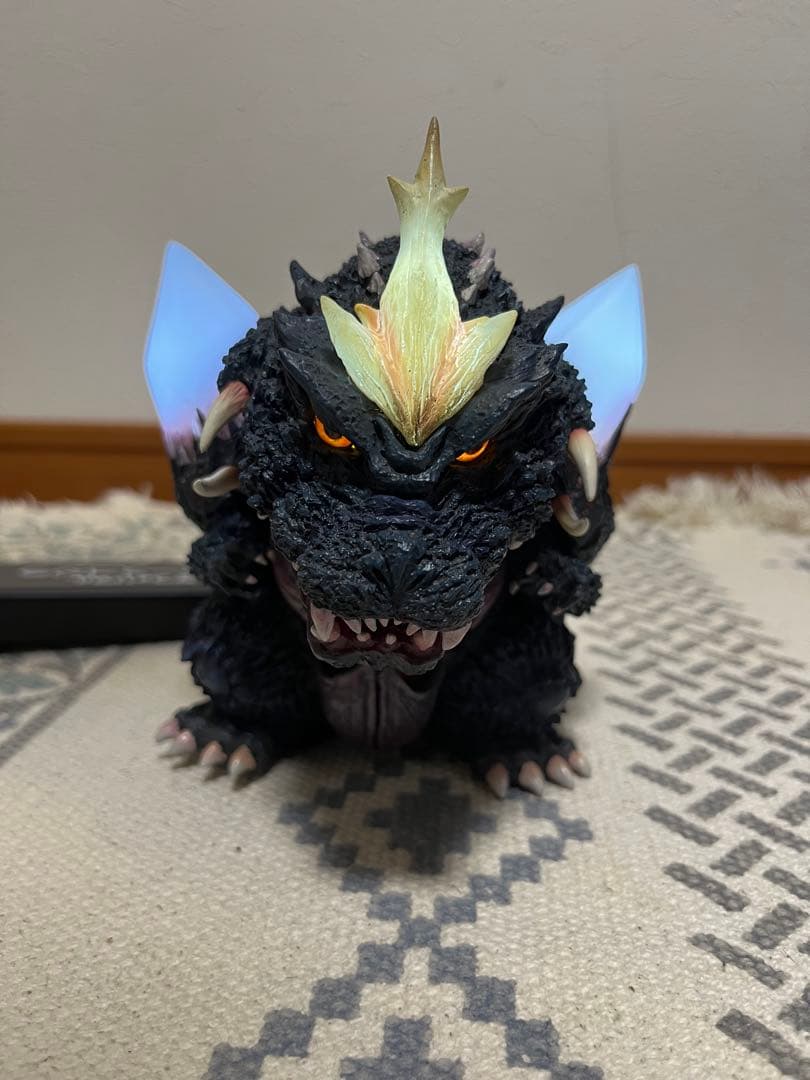 デフォリアル スペースゴジラ LEDライト付き 限定版 エクスプラス 少年