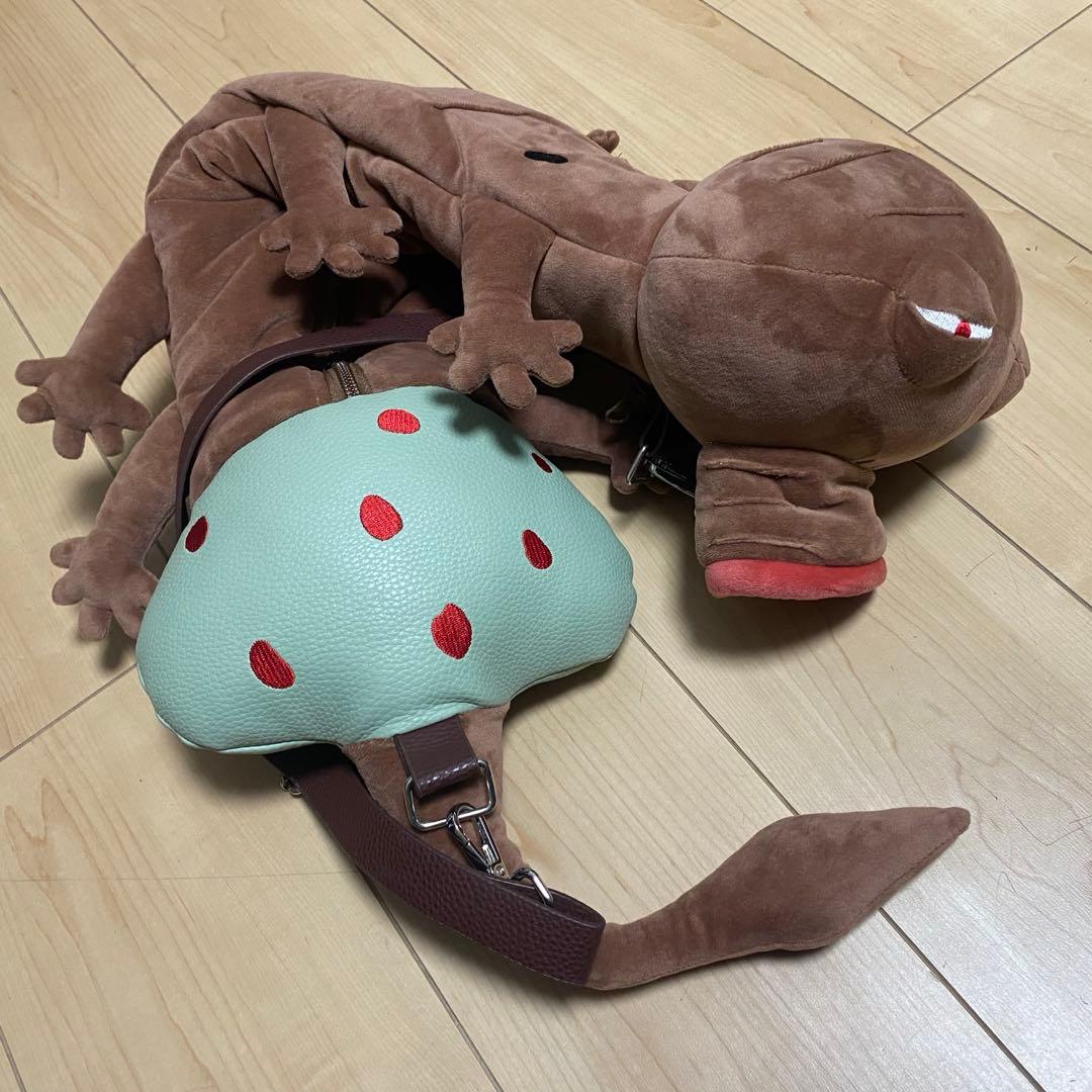 アベンガネの念獣バッグ - メルカリ