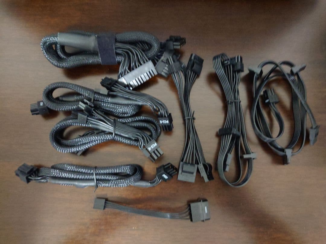 極美品・付属品完備】Seasonic FOCUS PLUS 650 Gold - メルカリ