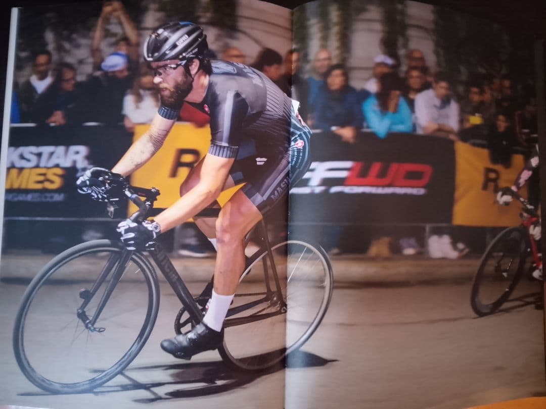 MASH 写真集　ピスト　leader dosnoventa