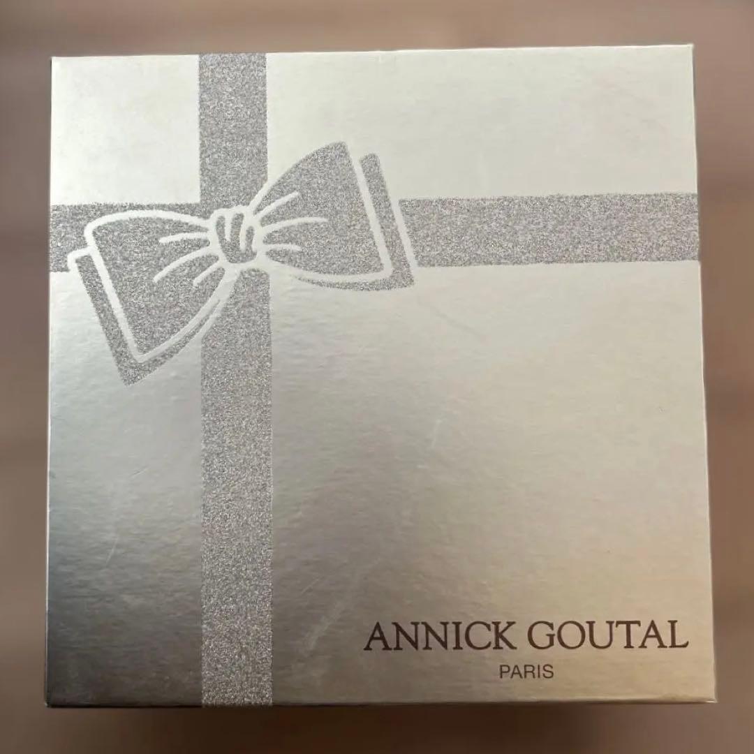 ANNICK GOUTAL Eau de Madeline ギフトセット Amazon.com: Annick Goutal Coffret Des Iconiques, 4 Piece Gift Set