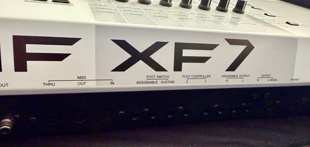 Yamaha MOTIF XF7 76鍵盤シンセサイザー WHITE - メルカリ