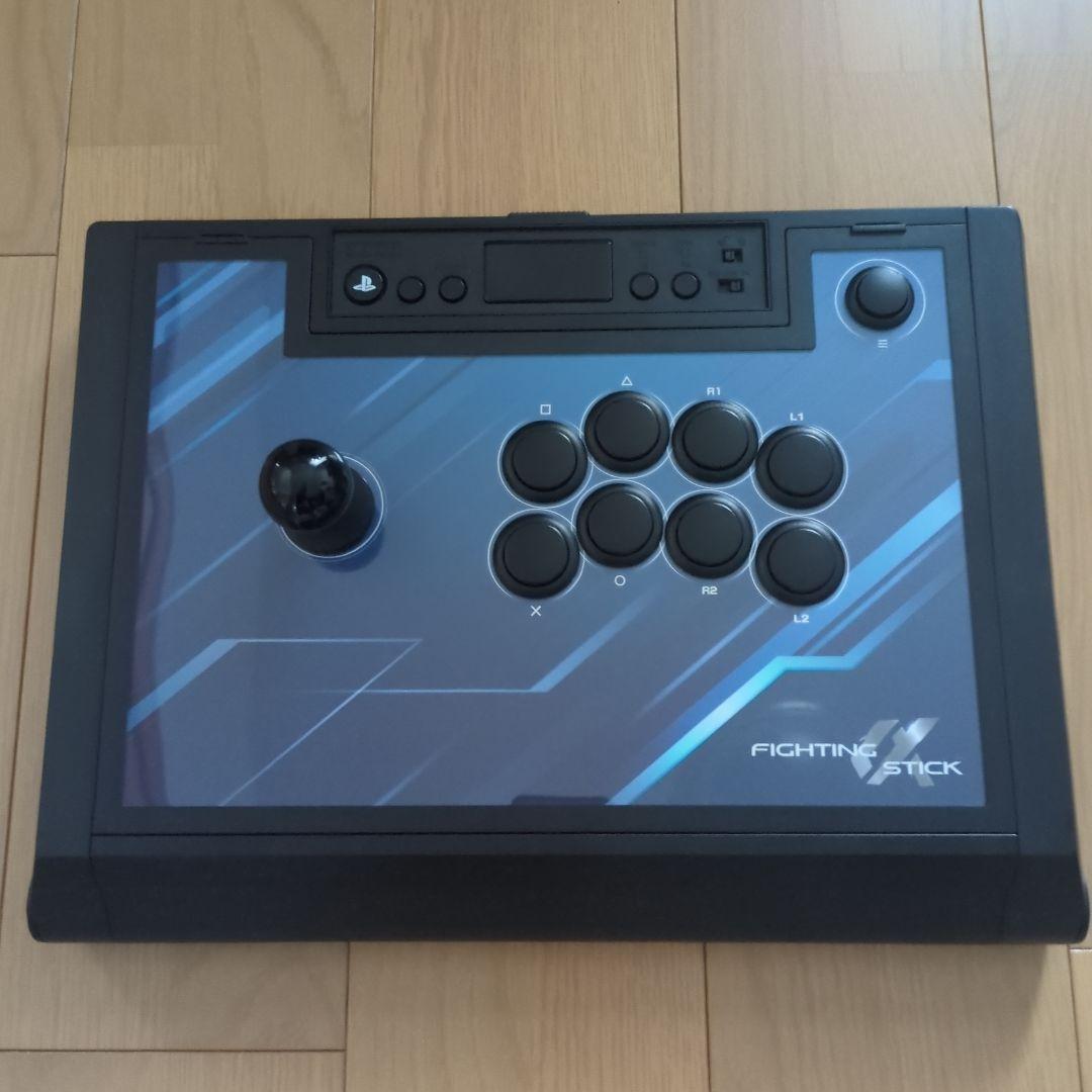 HORI　アケコン　ファイティングスティックα for PS5 PS4 PC Amazon.co.jp: 【SONYライセンス商品】ファイティングスティックα for
