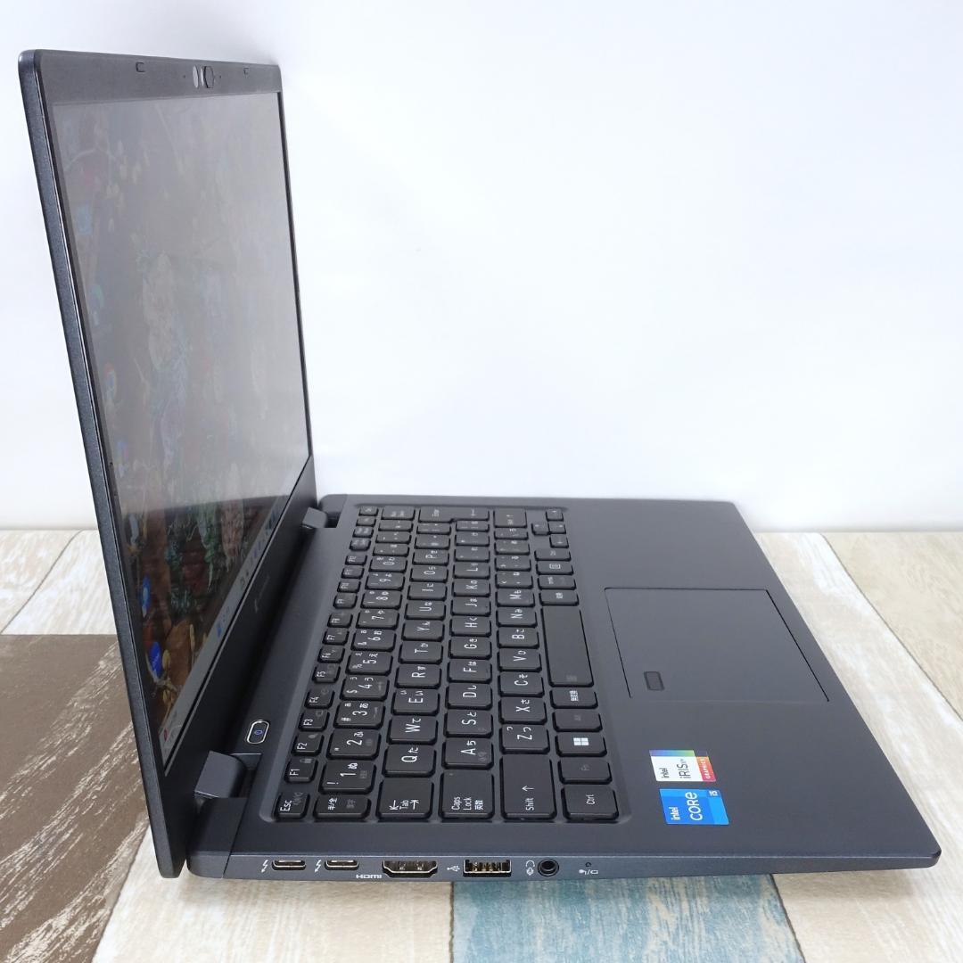 10コアCPUで最新モデルと同じデザインの超軽量バリ速モバイル✨