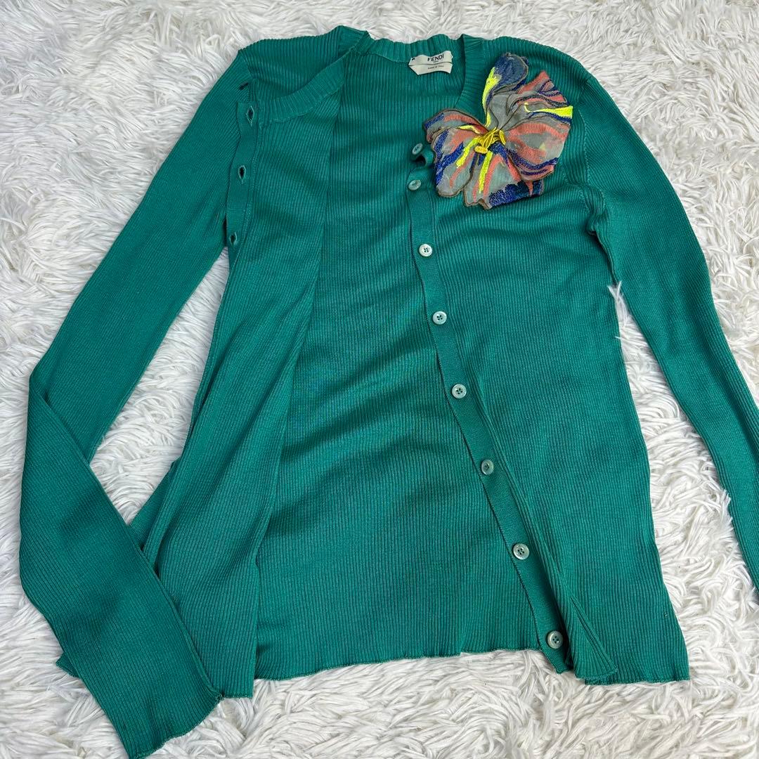 美品 希少 FENDI グリーン カーディガン 花柄モチーフデザイン 伸縮性