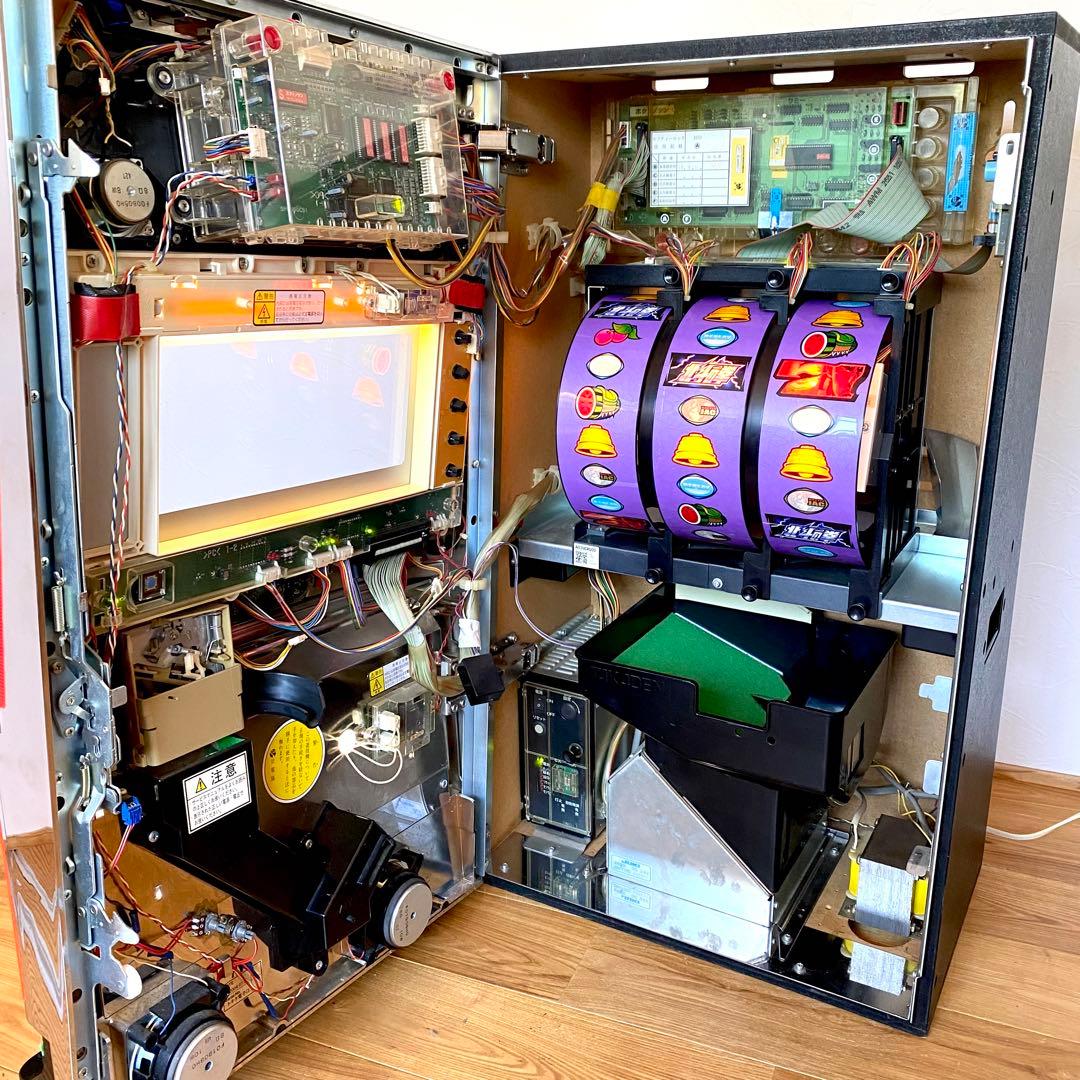 まーやん^_^様専用】 パチスロ実機 4号機 初代 北斗の拳 ユリアパネル