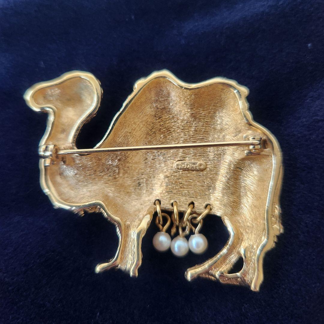 クリスチャンディオール Christian Dior ブローチ ラクダ アニマル