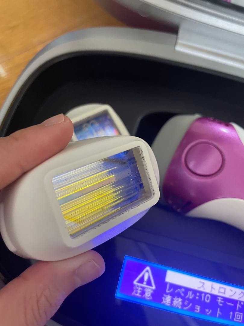 ケノン脱毛器 Ver6.2 ピンク カートリッジ3個 サングラス付き - メルカリ