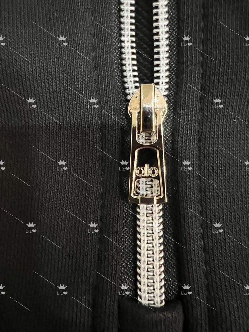 Alo ジップ プルオーバー ブラック ブランド 品 通販