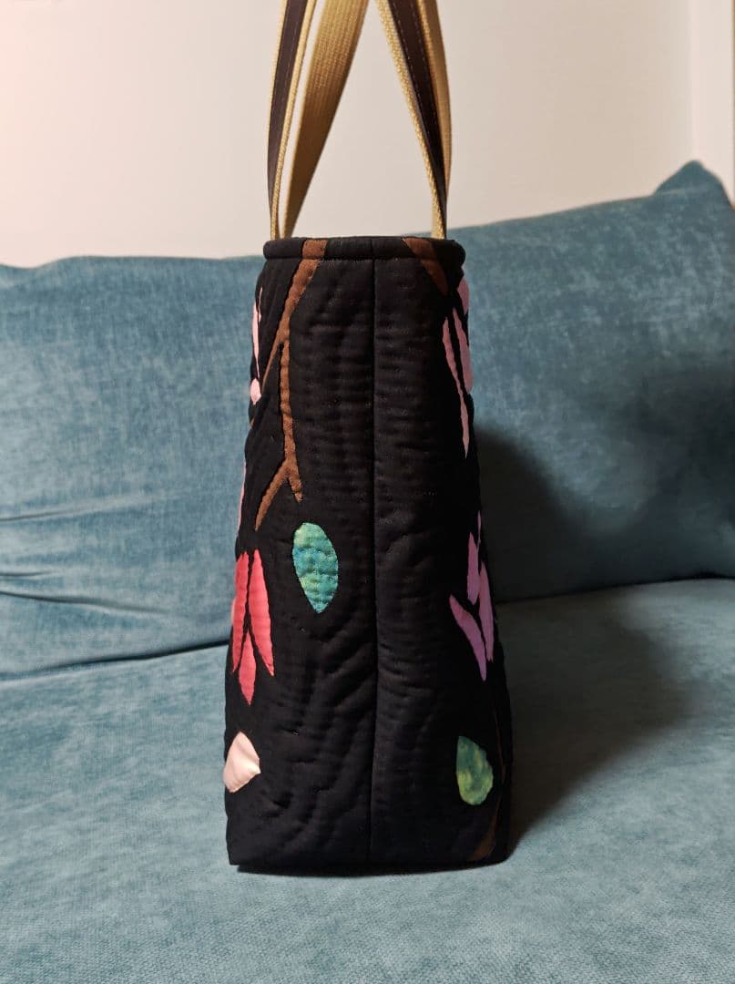みっちゃん様専用！ハンドメイド ハワイアンキルトバッグ （木蓮）