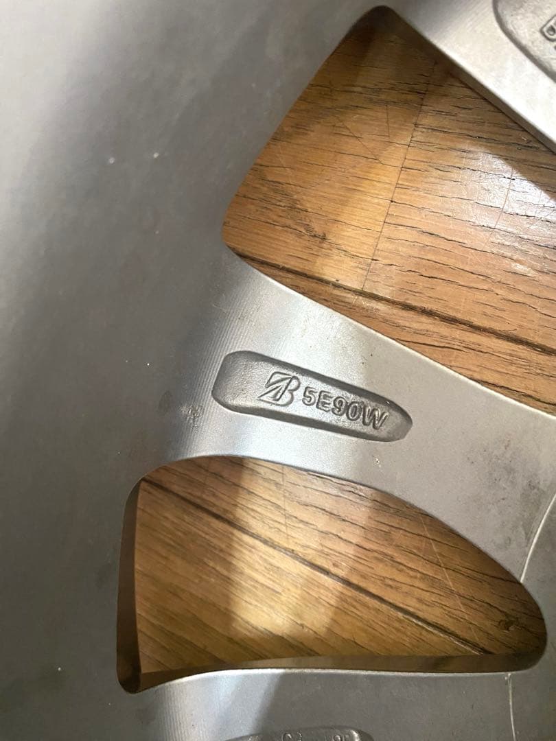 アルミホイール ブリヂストン バルミナ 15インチ 5.5J オフセット50