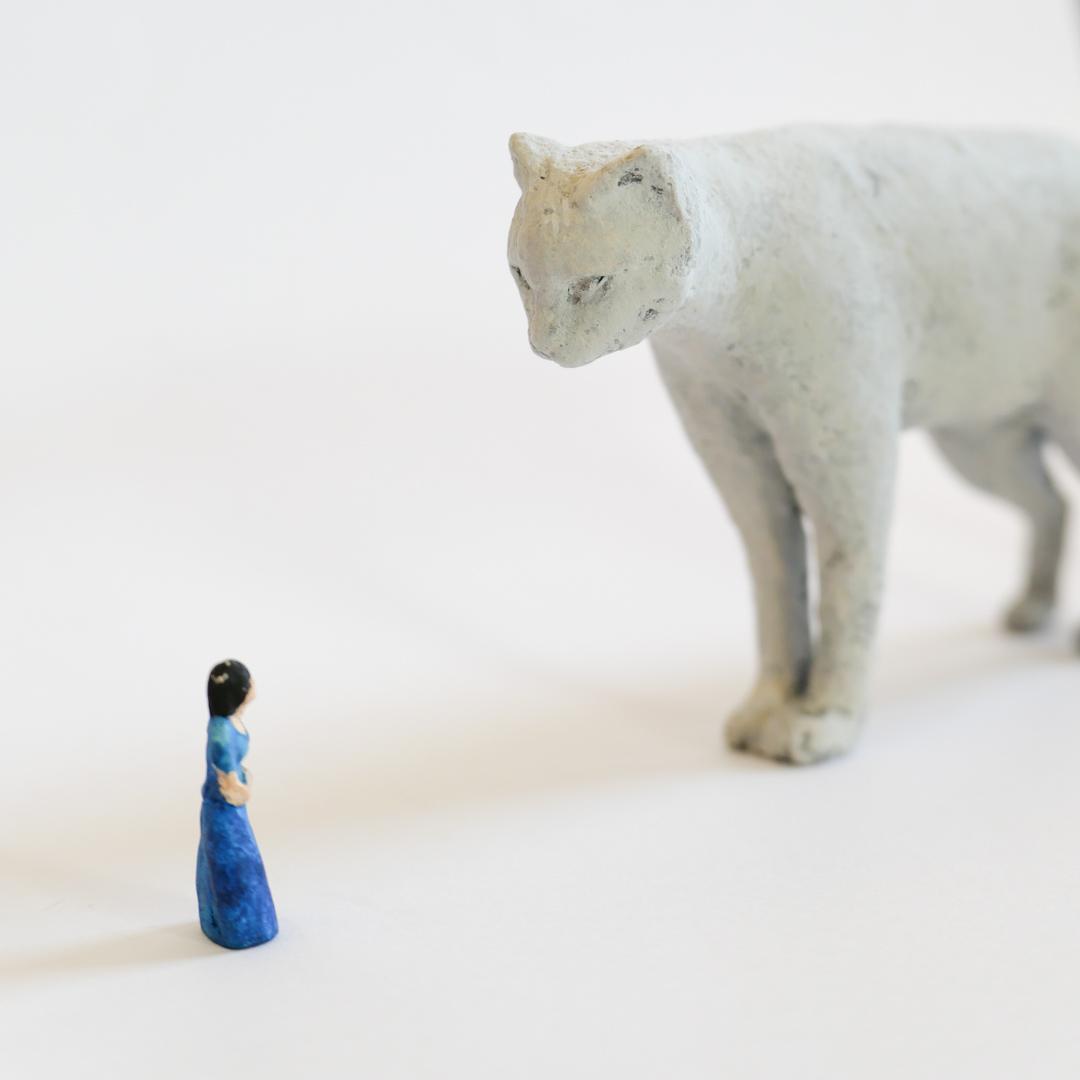 み*い様 八窪章吾 Shogo Hachikubo 猫と水色の女性