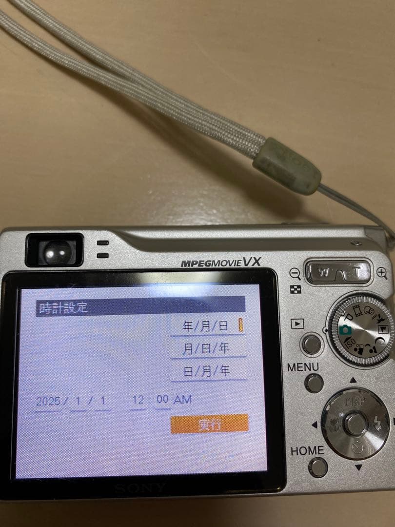 Sony Cyber-shot 7.2MP コンパクトデジタルカメラ
