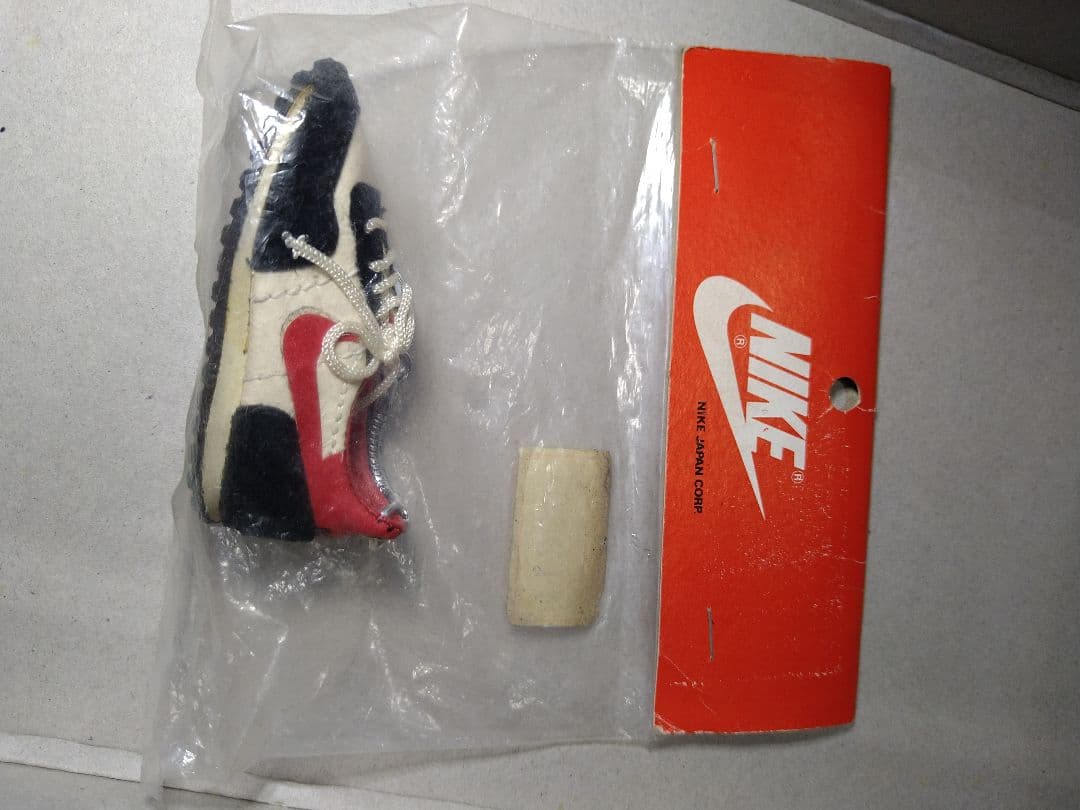 希少 80s NIKE キーホルダー