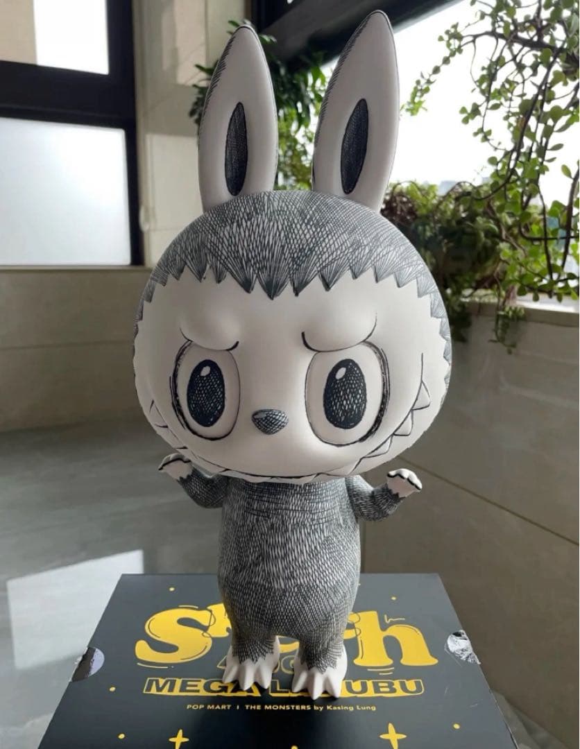 THE MONSTERS MEGA LABUBU sketch 400%