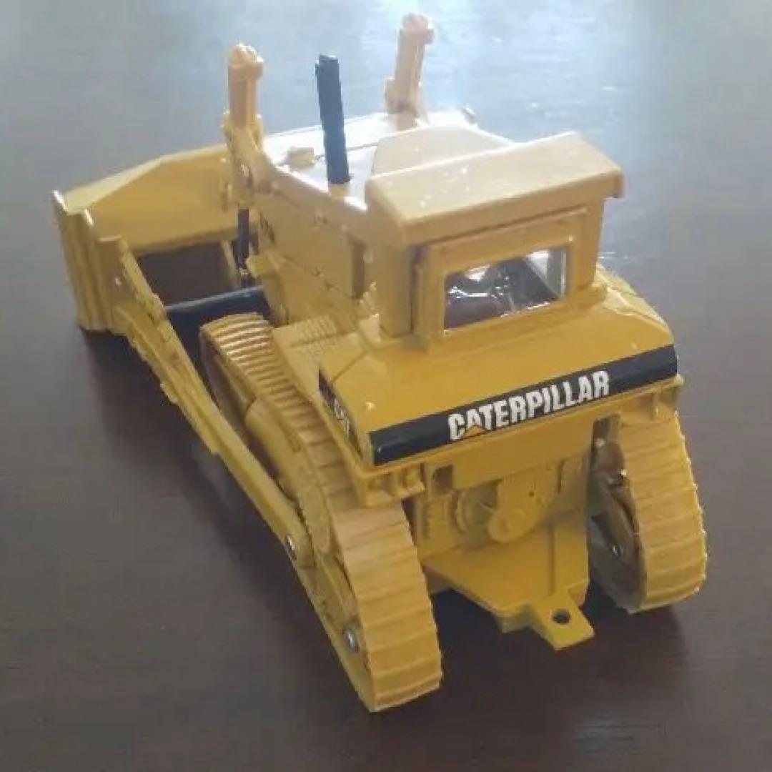 CAT D10N Tractor ノースコット社製 1/50スケール - メルカリ