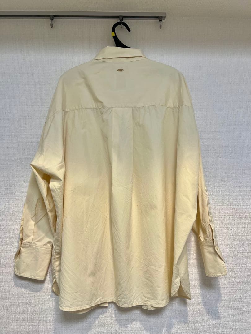 anuans アニュアンス スタンダードシャツ イエロー - メルカリ