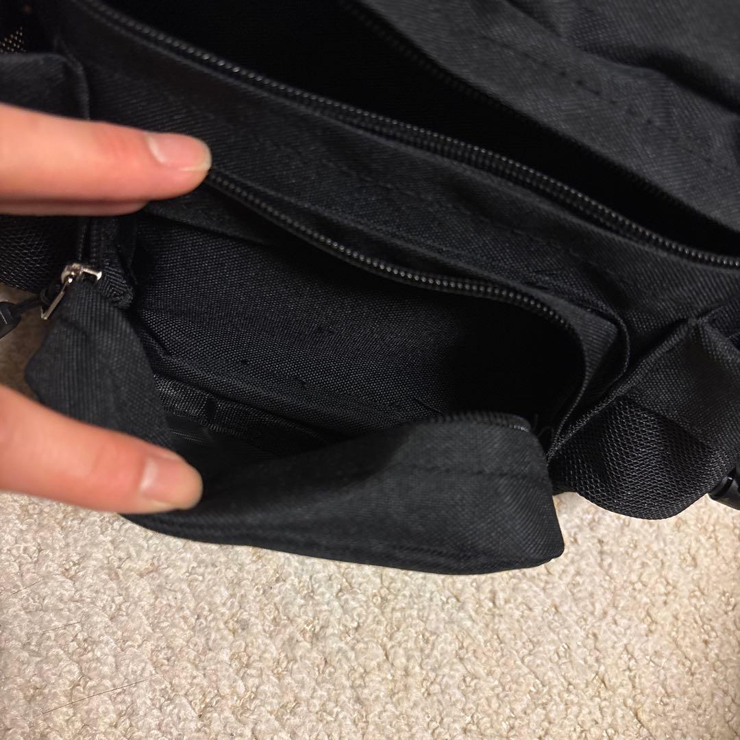 シャネル ノベルティ ボディバッグ 黒 - メルカリ