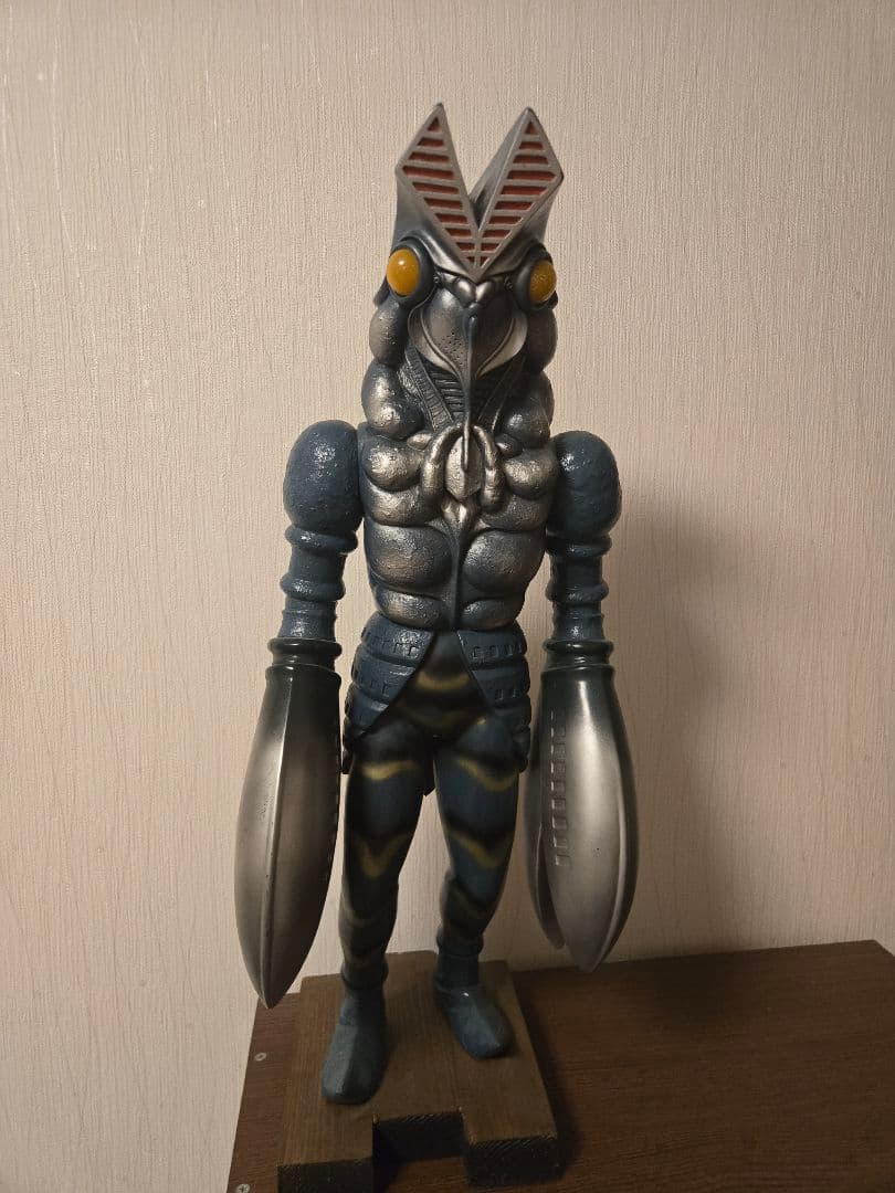 ジャイアントスケール バルタン星人 フィギュア 特大 宇宙忍者 バルタン星人 ジャイアントスケール 全長66cmの超ビッグ