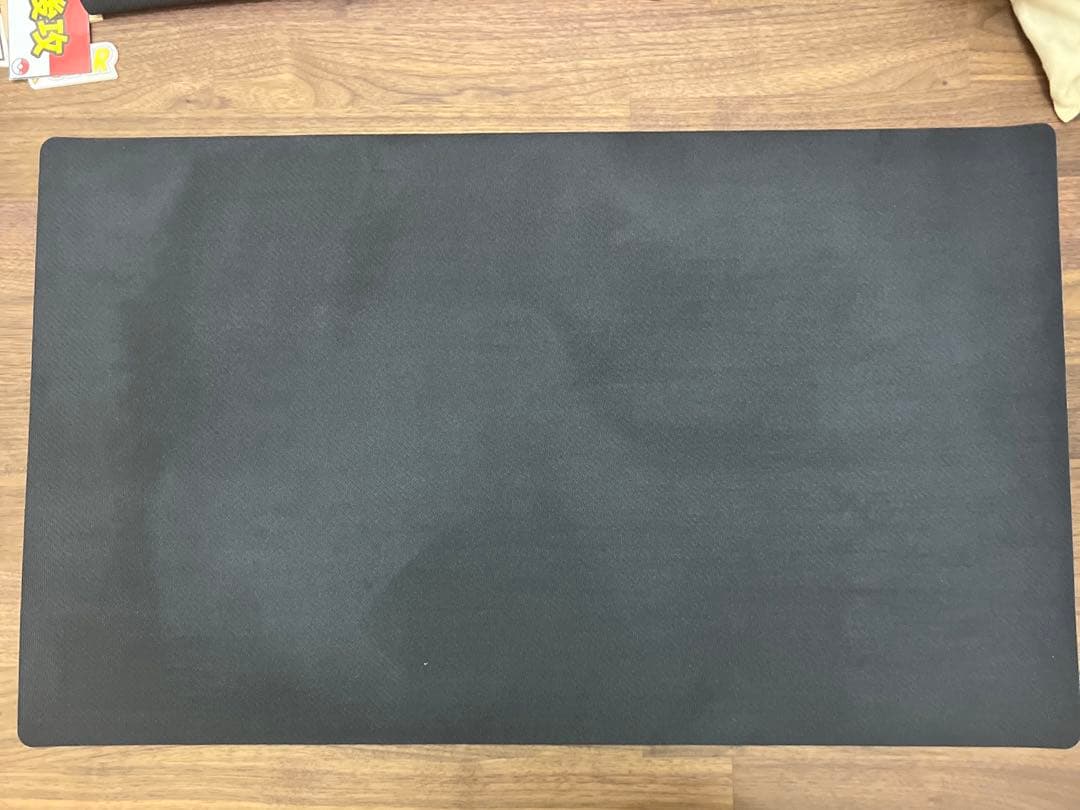 WCS サイドイベント限定 100枚 ピカチュウ プレイマット - メルカリ