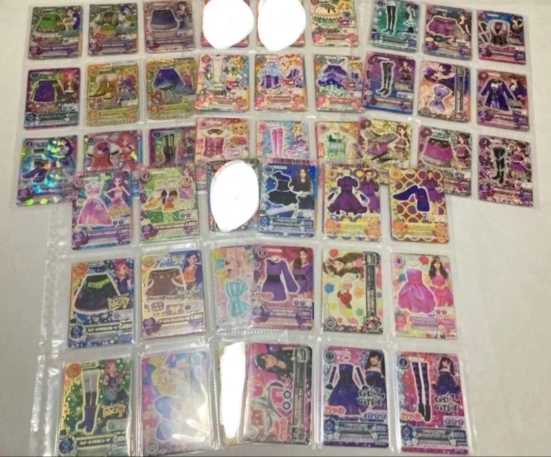 アイカツ　アイカツカード　多数まとめ売り　初期1段〜が多め 初期のみ】大量アイカツカード 600枚以上 おまけつき - メルカリ