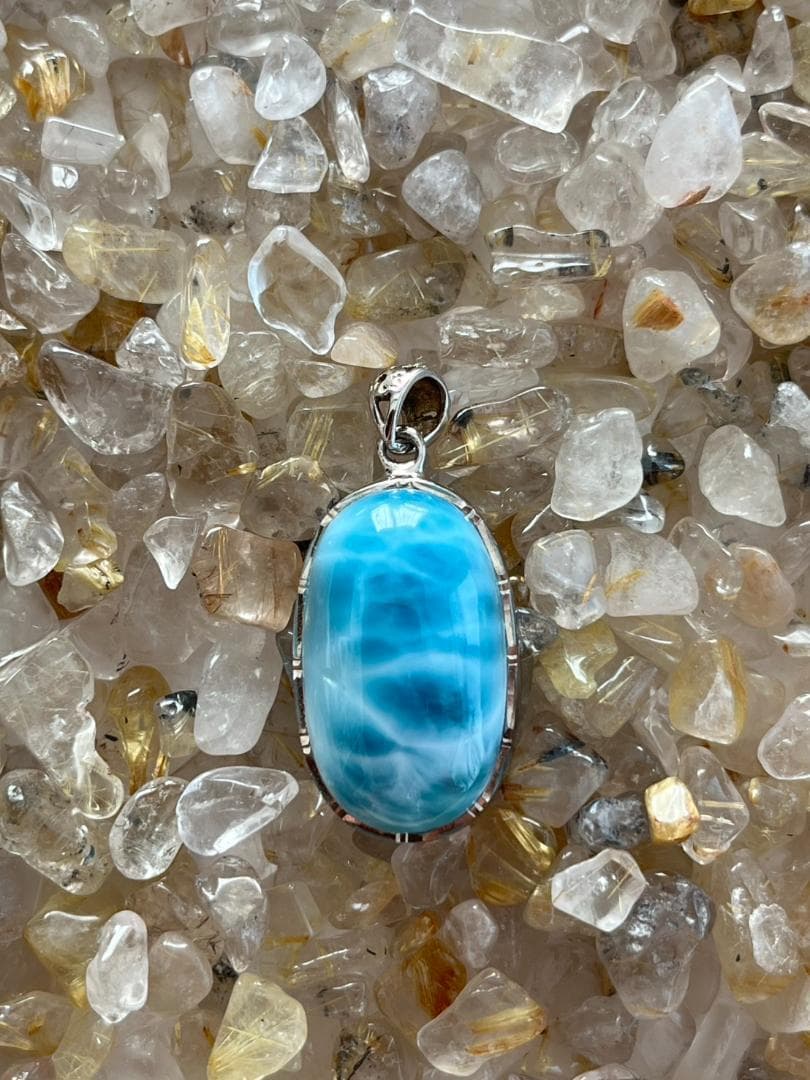 momo出品。極美！！ラリマー ペンダント ヒーリング 海 癒し イルカ momo出品。極美！！ラリマー ペンダント ヒーリング 海 癒し イルカ