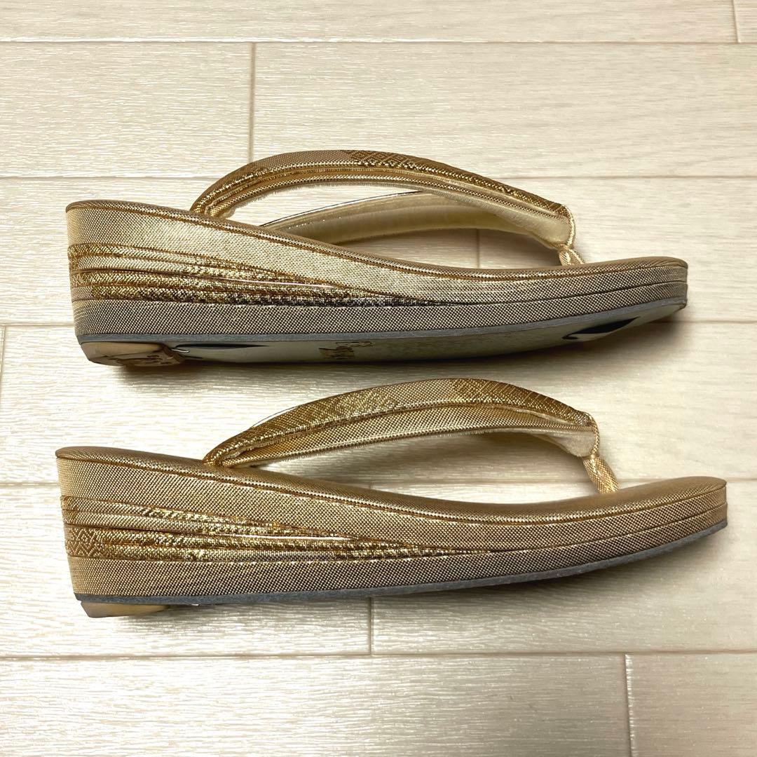 《美品・箱付き》東京胡蝶　草履バッグセット　帯地　ゴールド　二石草履フォーマル