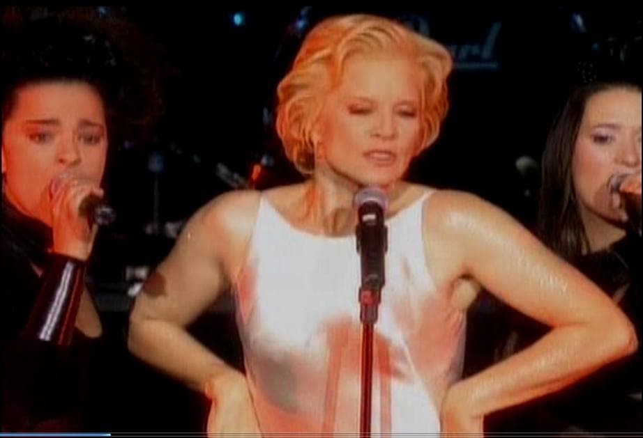 シルヴィ・バルタン・ライヴDVD-8N『Sylvie Vartan Tour』 - メルカリ