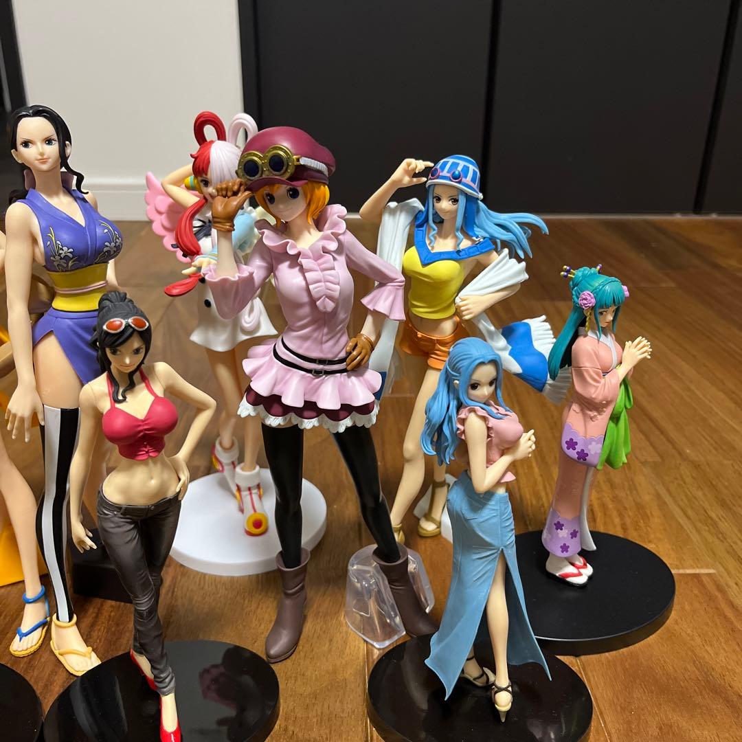 ワンピースフィギュア 10点まとめ売り - メルカリ