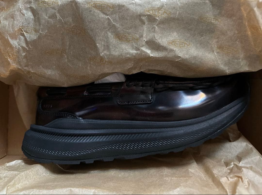 靴 KEEN Uneek Loafer WK \"Cordovan\"