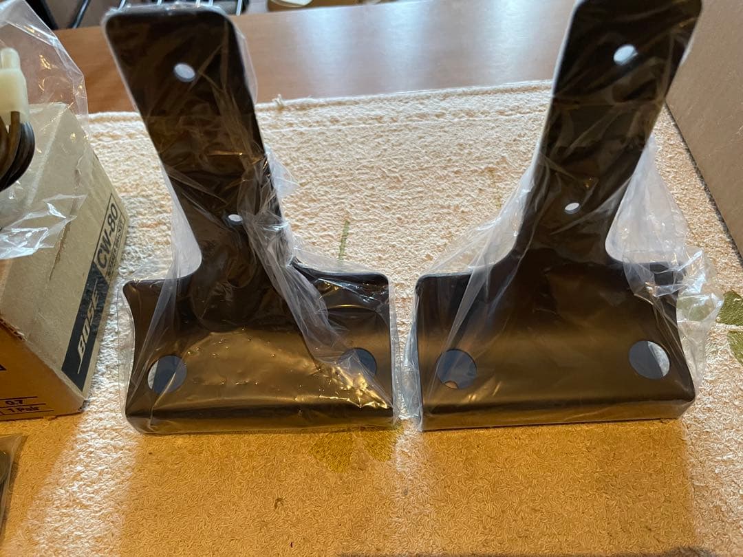 茶*＊様 BOSEアクースティマスキャノンAM-933 純正の壁天井取り付け