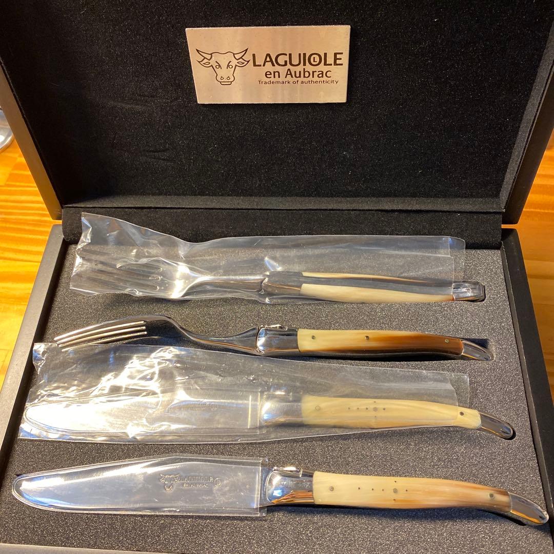 LAGUIOLE en Aubrac バッファローナイフ&フォークペアセット LAGUIOLE en Aubrac バッファローナイフ&フォークペアセット LAGUIOLE