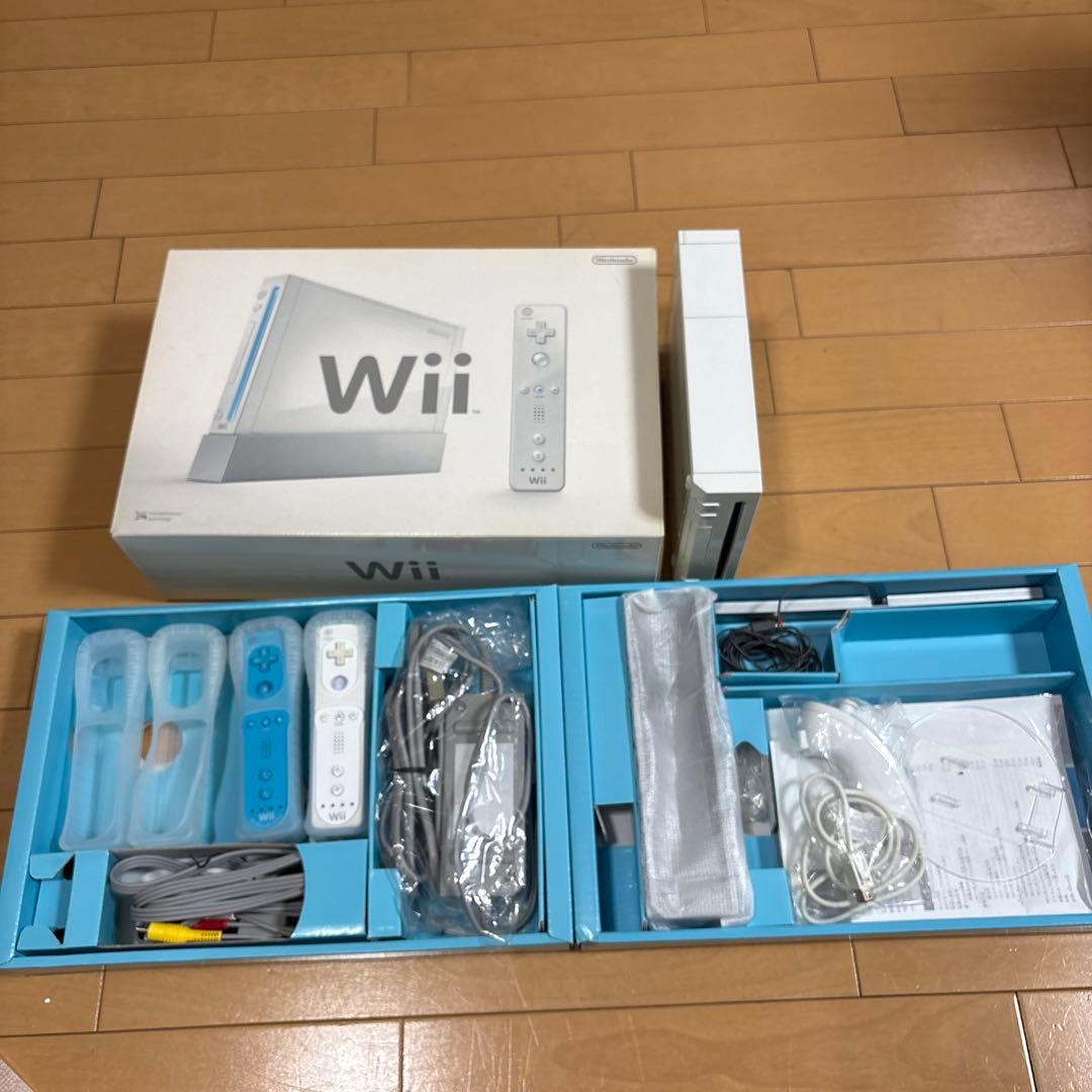 Wii本体 Wii Fit Plus ゲームソフトセット - メルカリ