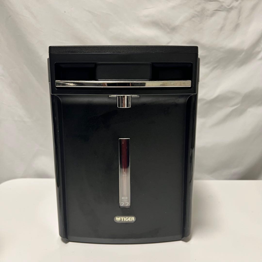 【美品】即発送可 タイガー 蒸気レス 電気ポット 2.2L PIM-G220 黒