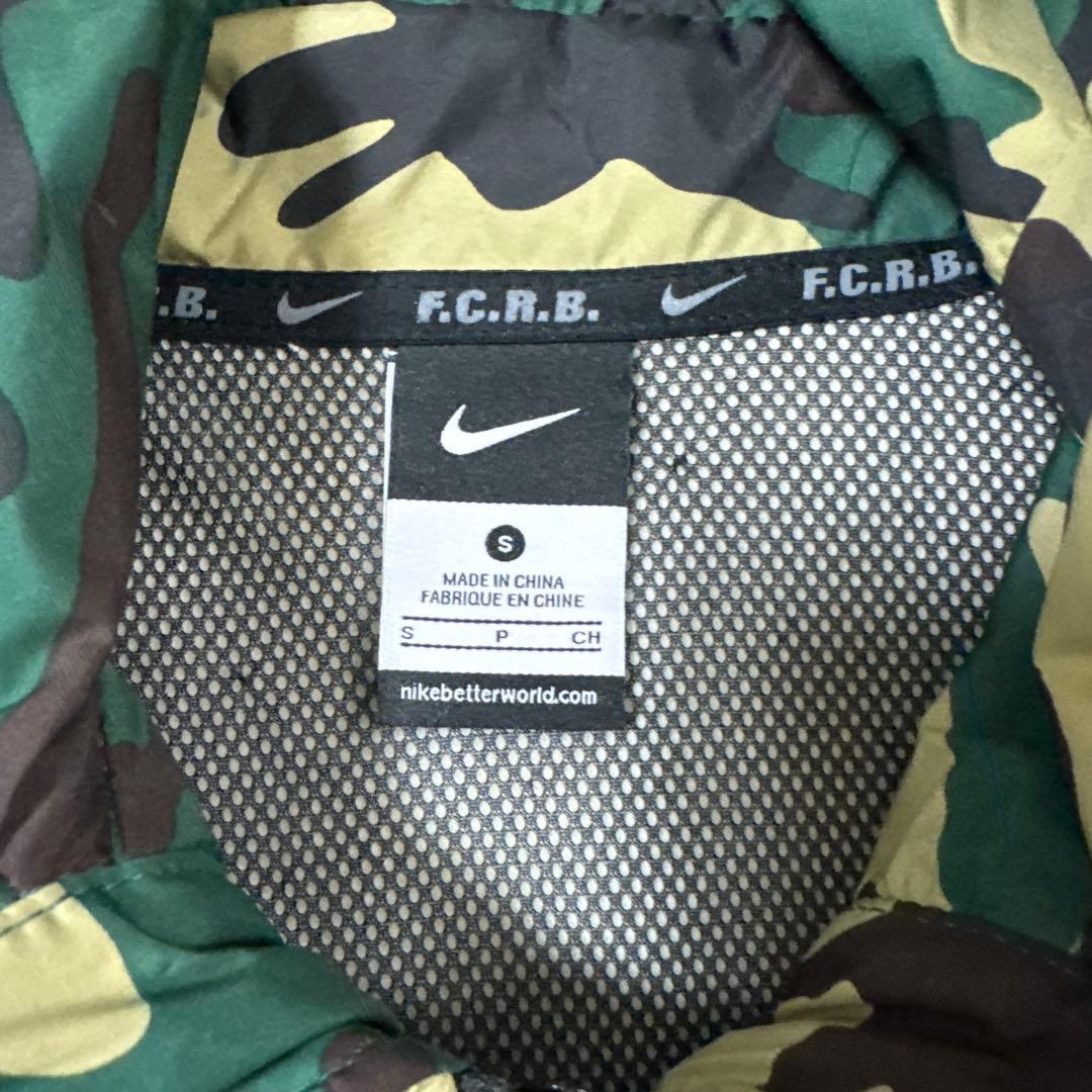 FCRB NIKE』 セットアップ グレー×迷彩 Sサイズの通販はau PAY