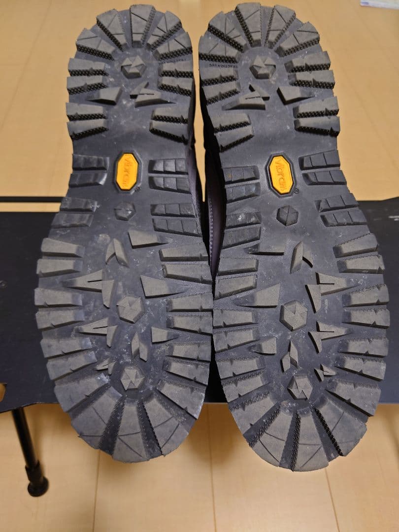 DANNER FIELD LOW R ダナーフィールドロー グレー 【廃盤品】 - メルカリ