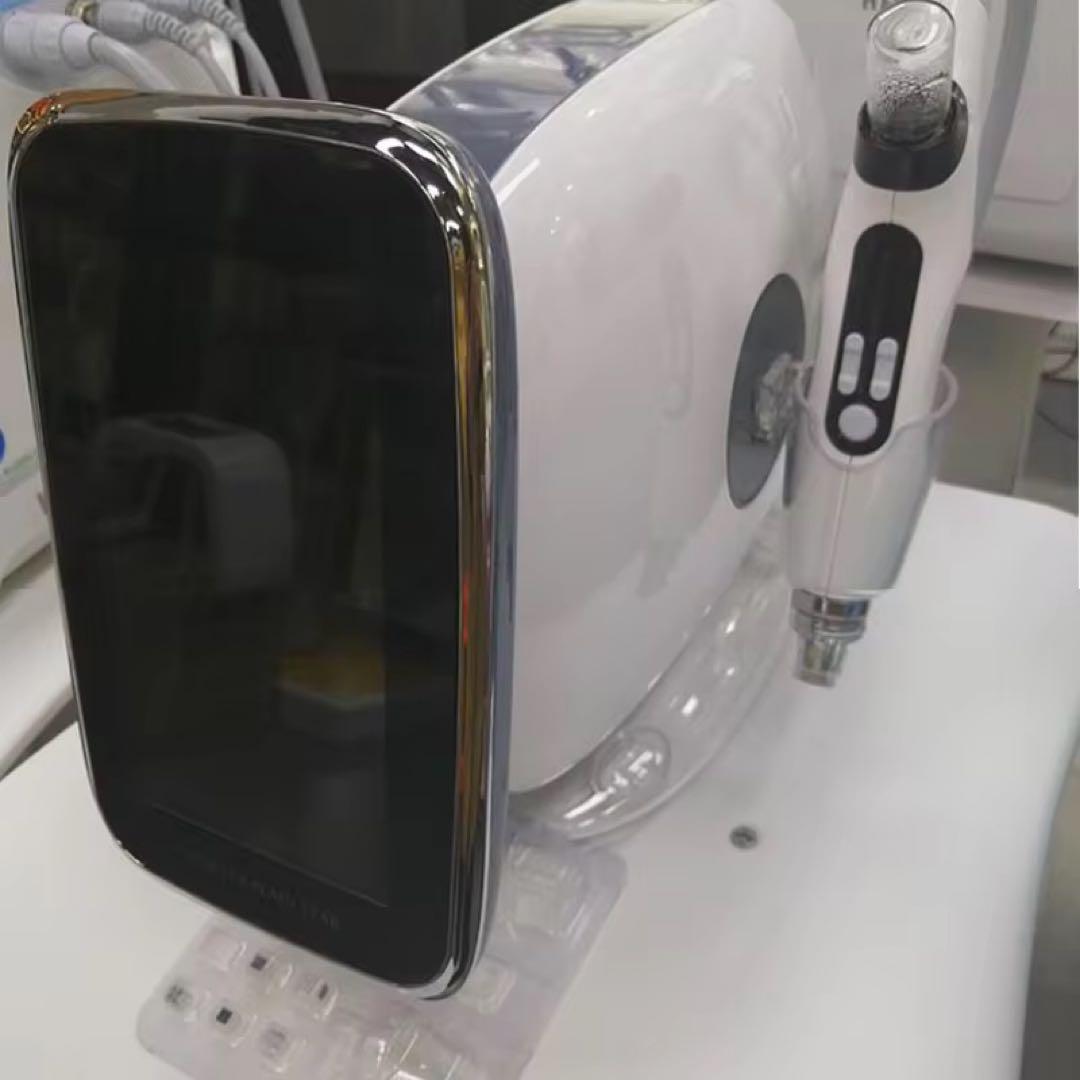 今大人気のエステ版ポテンツァ/韓国発/ニードルレス/針なし