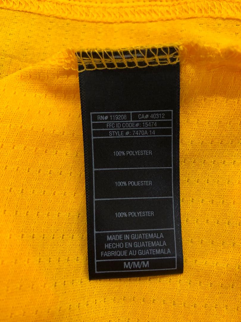 キューピー様専用】【未使用タグ付】レブロン CAVS ユニフォーム 黄色