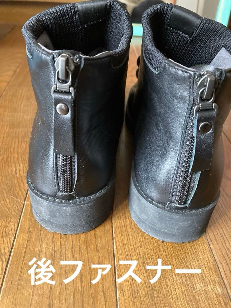 センソユニコ慈雨ショートブーツ ブラック - メルカリ