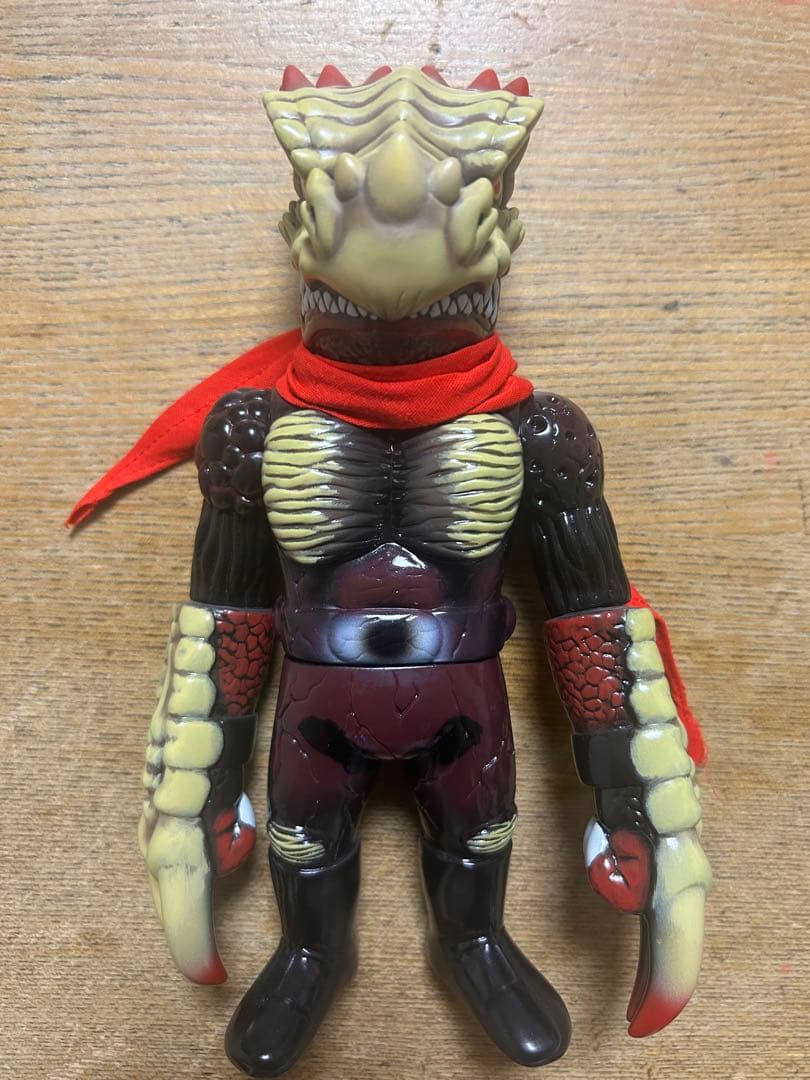 リアルヘッド 真頭玩具 ドラコマン - メルカリ