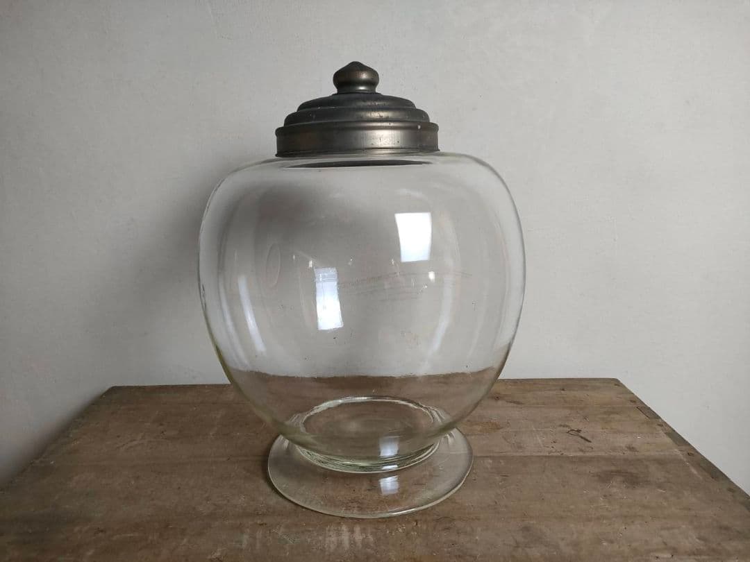 ★昭和レトロ 大型 地球瓶 ガラス 気泡 ゆらゆら 高さ27cm　駄菓子　ホビー 昭和レトロ 古い硝子 ガラス瓶 大きい 猫瓶 気泡ガラス アルミ蓋 お