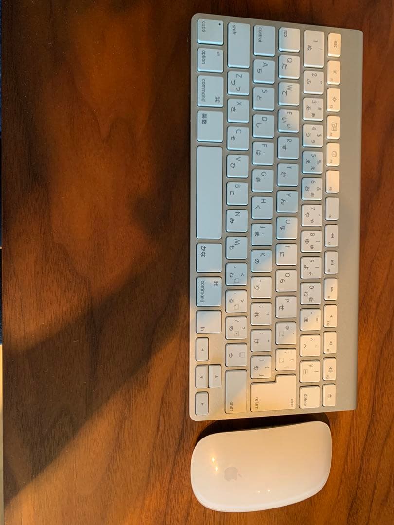 iMac 21.5-inch Mid 2011【キーボード&マウス&おまけ付き】