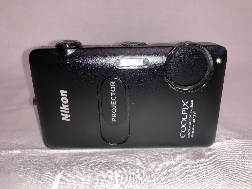 Nikon COOLPIX S1200pj プロジェクター内蔵 箱付完品 - メルカリ